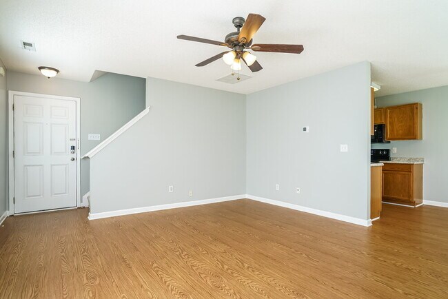 Photo - 8108 Inverbrass Ct