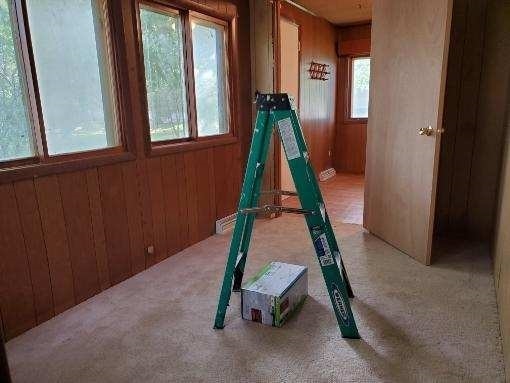 Photo - 204 Madison St S