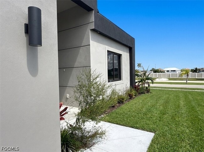 3046 NW 41st Pl
