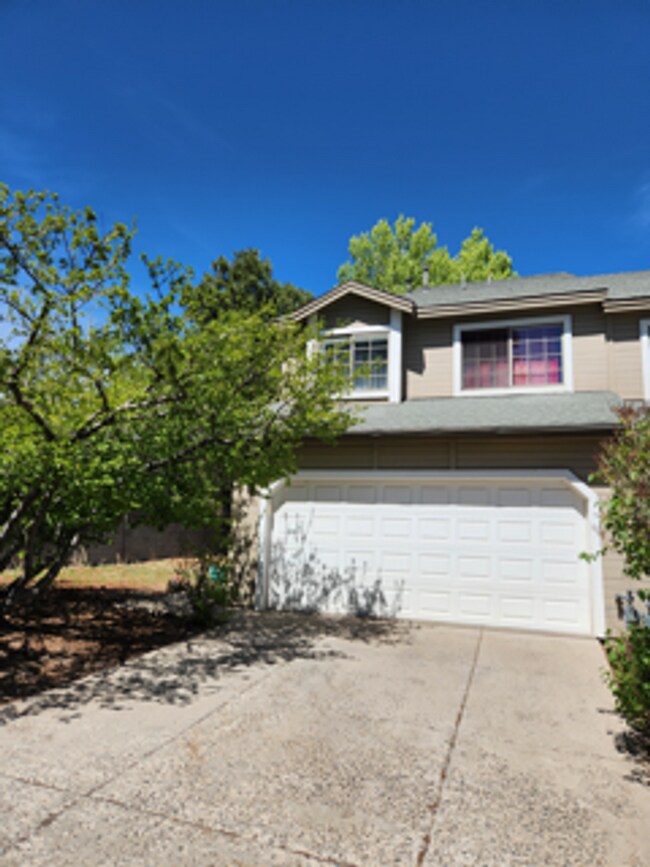 Photo - Coming in August! Furnished Boulder Pointe Townhome