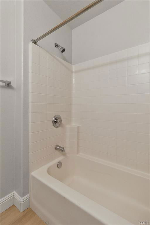 Photo - 27 Three Vines Ct