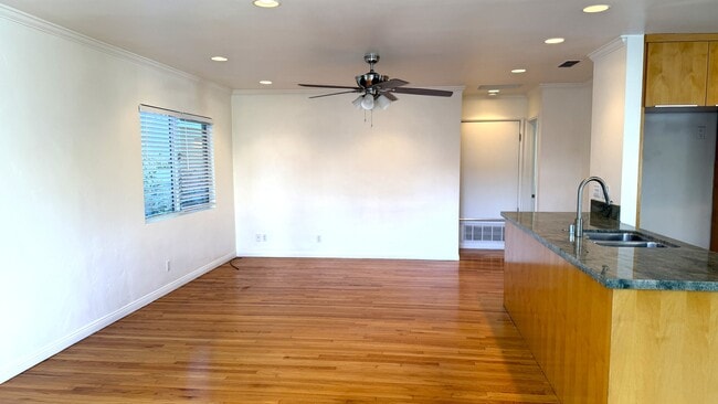 Photo - 257 Claremont Ave