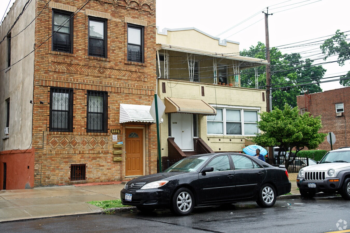 Photo - 1274 Adee Ave Apartments