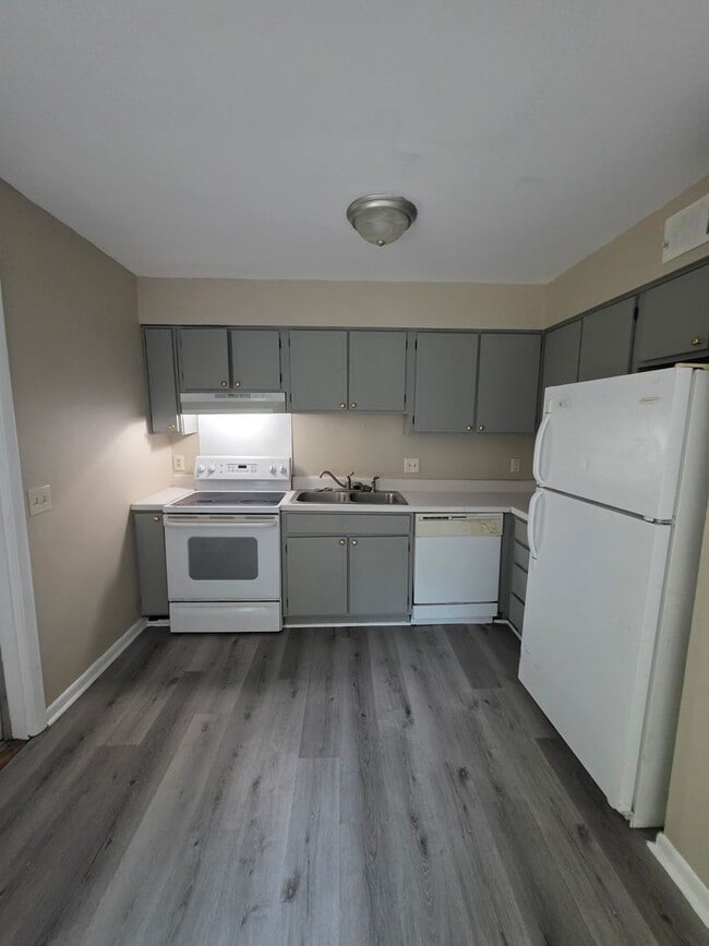 Photo - 1769 Tall Pines Cir
