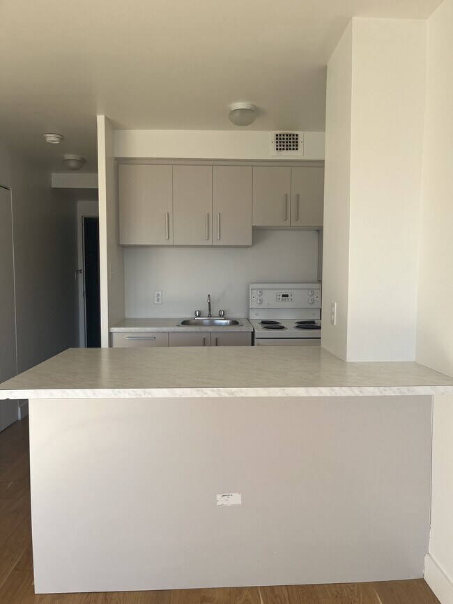 Photo - 3460 Rue Durocher Unit 1206