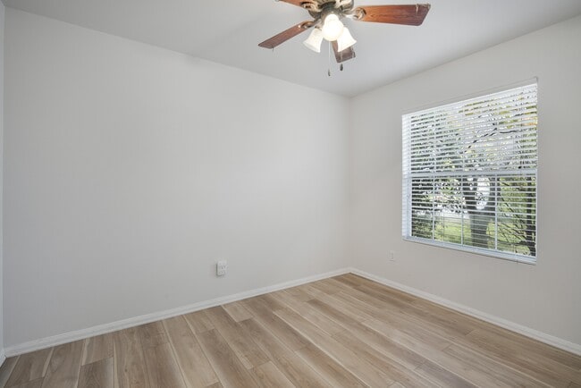 Photo - 903 Haynes Dr