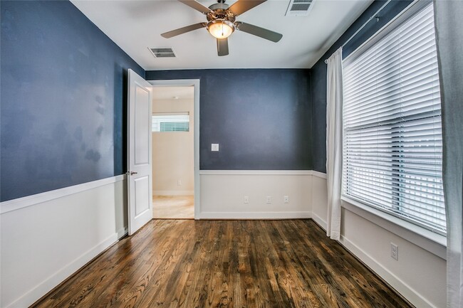 Photo - 1508 Beall St