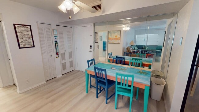 Photo - 2901 26th St W