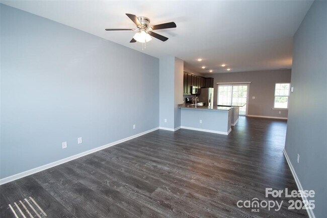 Photo - 5524 John McDowell Pl