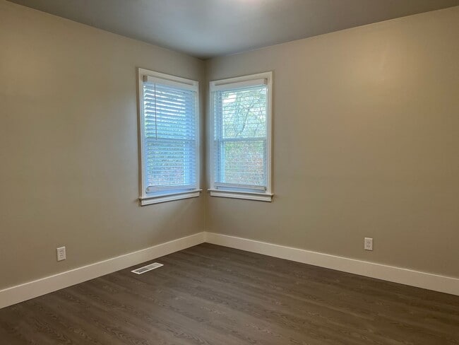 Photo - Newly Renovated 3/1 in Greenville!