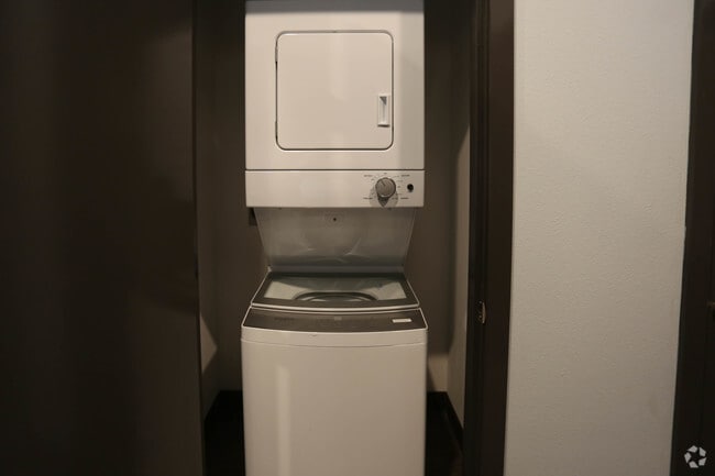 Photo - Elevate Student Living - Deep Elm