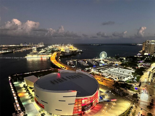 Building Photo - 888 Biscayne Blvd Rental