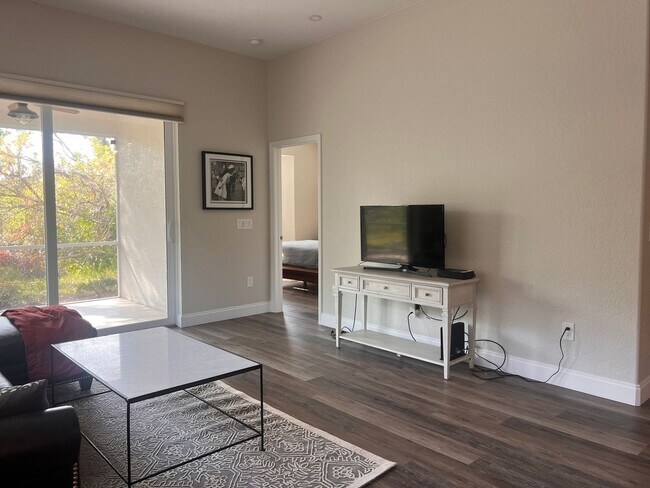 Photo - 2bd/2ba/2 car garage in Venetia