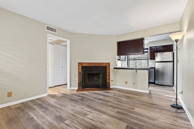 4255 33rd St Unit 2