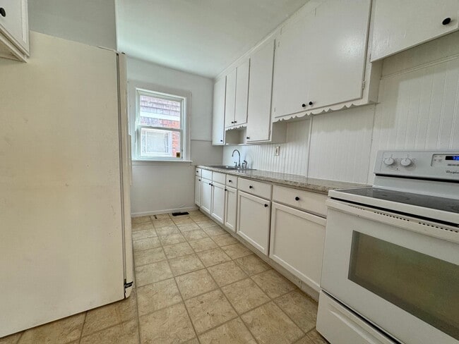 3625 Bedford St Unit Flat 1