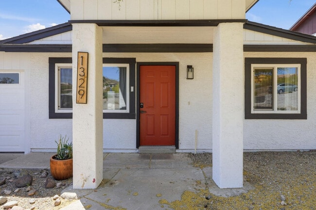 Photo - 1329 E Cholla St