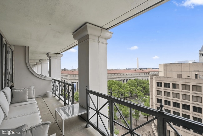 Building Photo - 801 Pennsylvania Ave NW Unit 1208