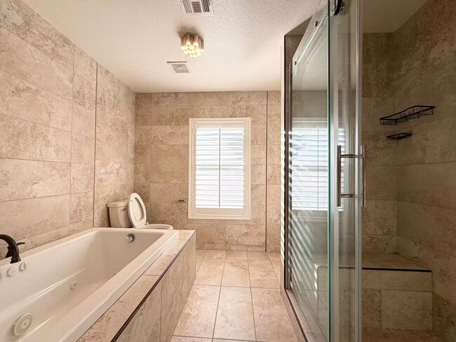 Photo - Nice House In Summerlin