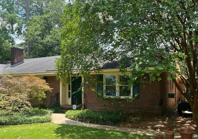 Building Photo - 2820 Nancy St Rental
