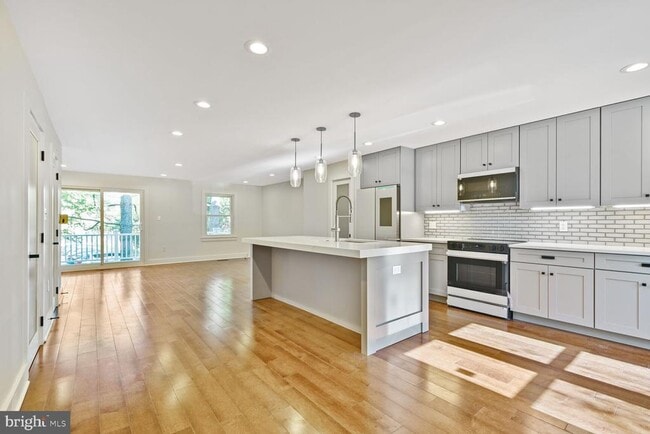 Photo - 10222 Arizona Cir