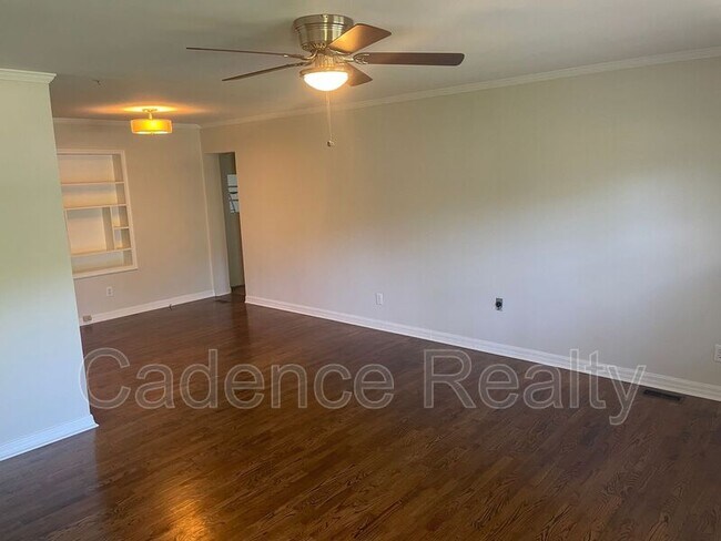 Photo - 224 Wood Dale Dr
