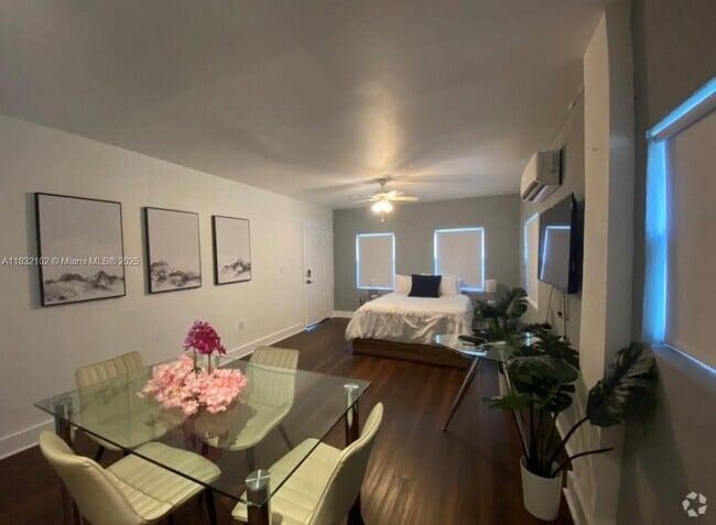 Building Photo - 274 NW 32nd St Unit 2 Rental