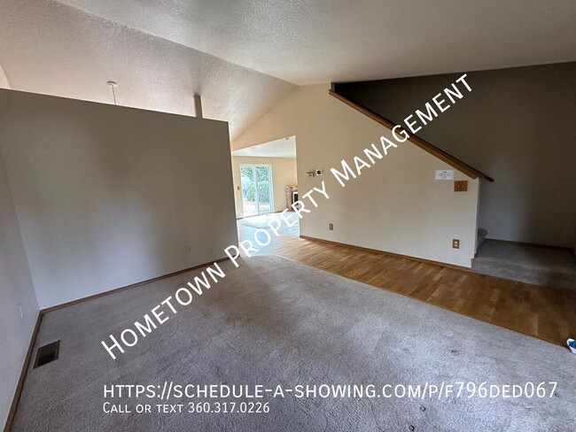 5943 55th Way SE