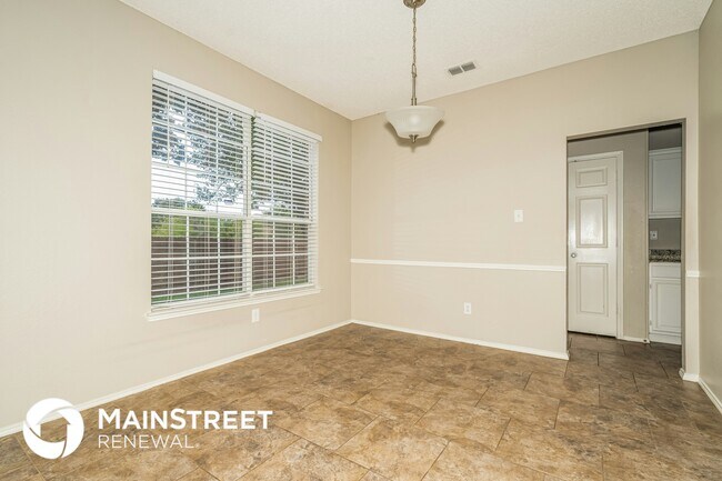 Photo - 7501 Meadow Creek Dr
