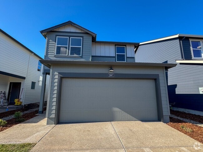 Building Photo - 4 Bedroom, 2 1/2 Bath Home in Marcola Meadows