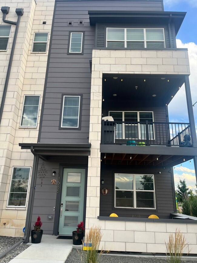 Building Photo - 1585 W 68th Ave Rental