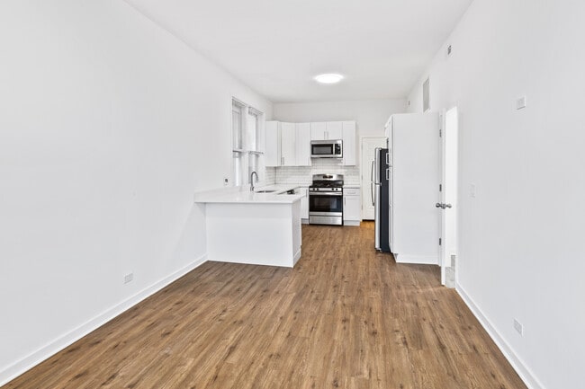 Photo - 1349 W Taylor St Unidad 3R