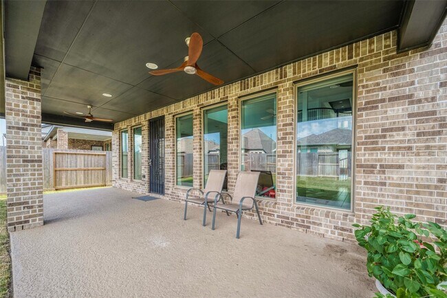 Building Photo - 26119 Radiant River Trl