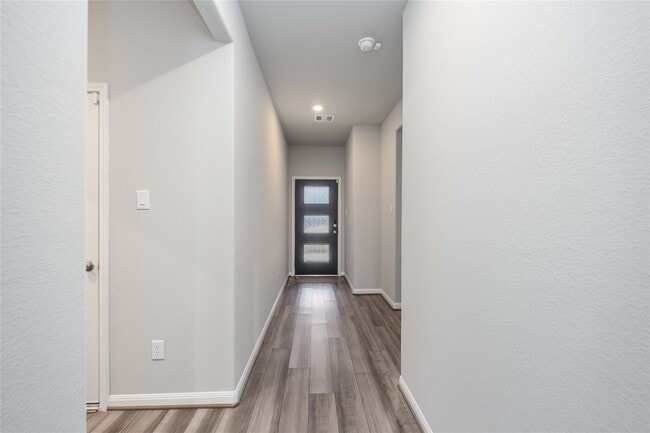 Photo - 6915 Ventura Dr