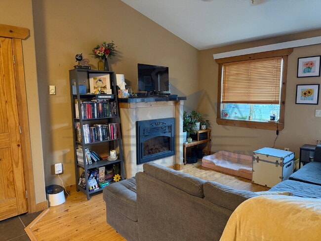 Photo - 2454 N 13th St Unit B