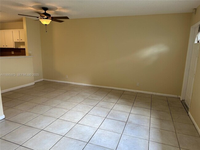 Photo - 5315 NW 22nd St Unit 5315