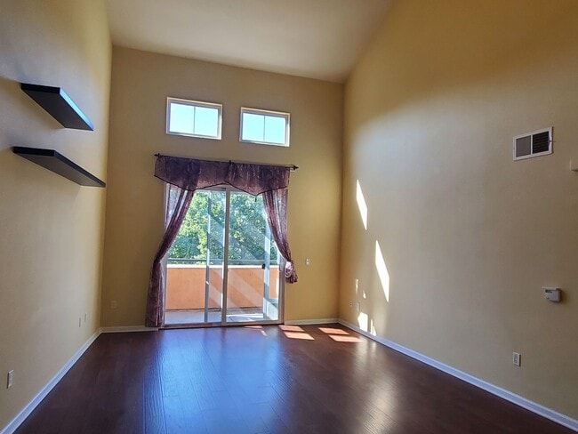 Photo - 1310 Saddle Rack St