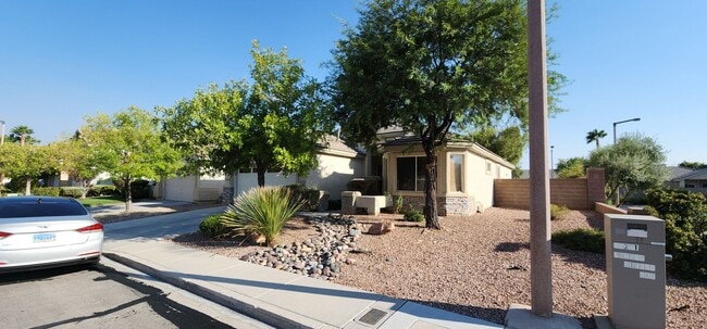 Photo - Charming Single-Story Pulte Home in a corn...