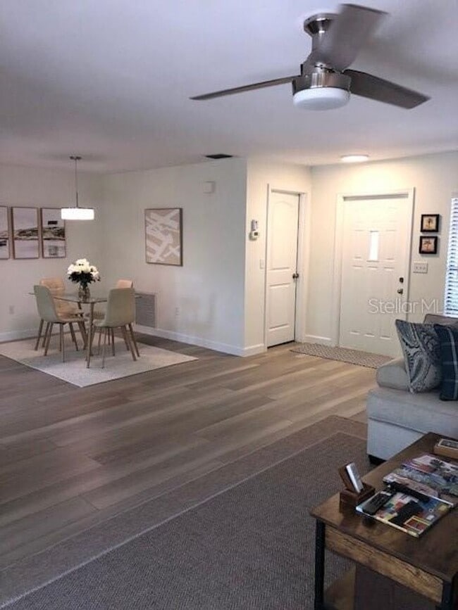 Photo - 230 Laurel Hollow Dr