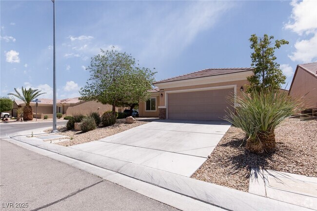 Building Photo - 7628 Fieldfare Dr Rental