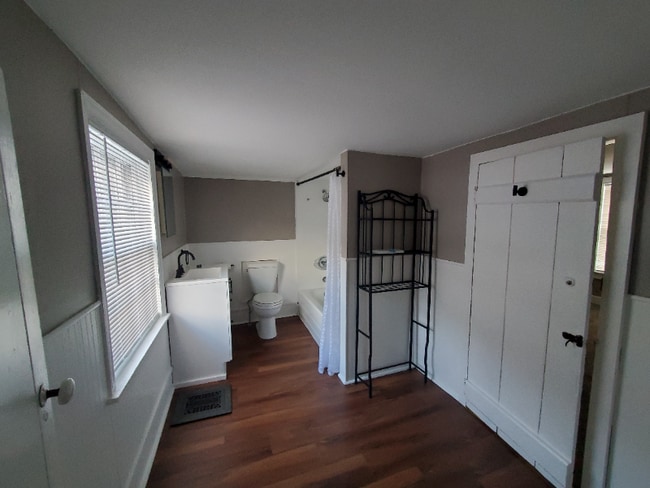 Photo - 3 Clinton St