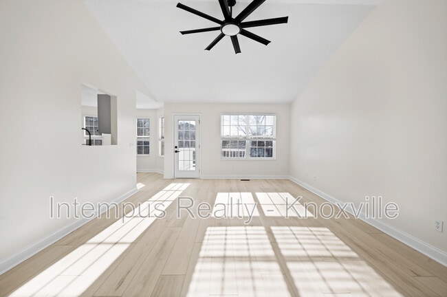 Photo - 7411 Cascade Meadows Way