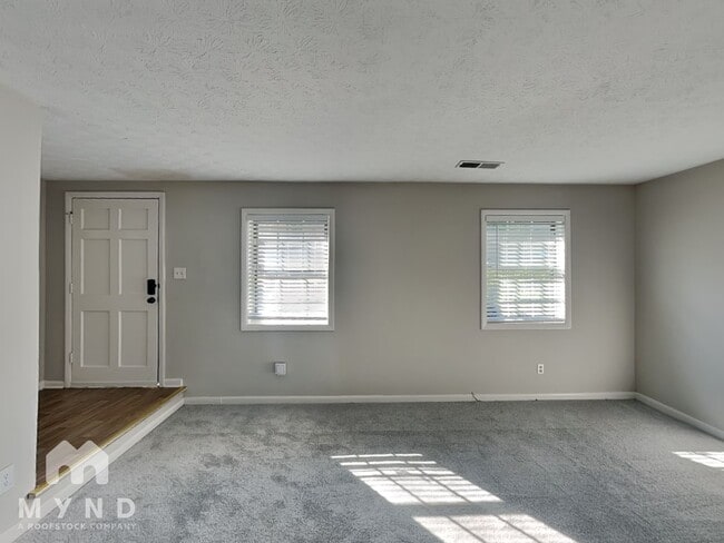 Photo - 1150 Rankin St