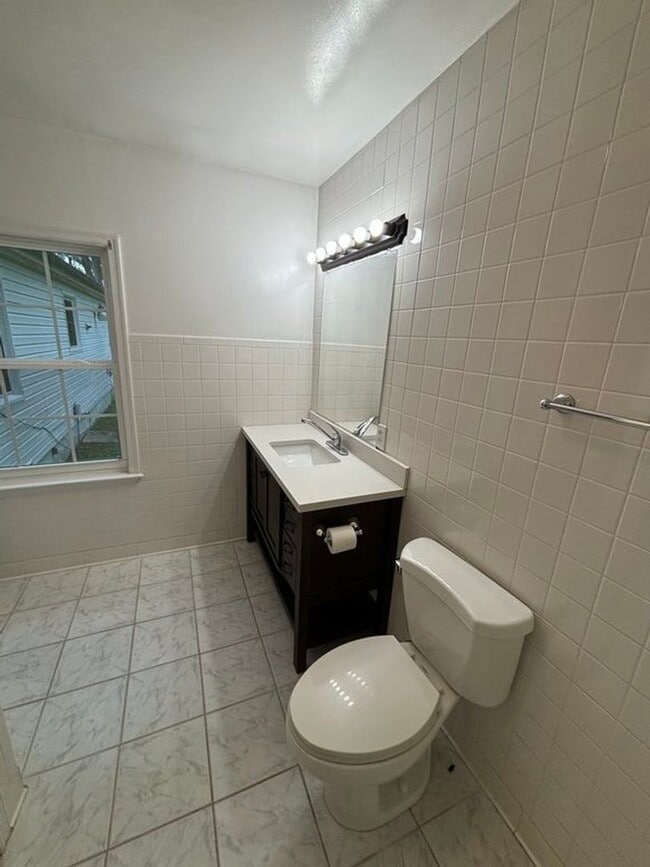 Photo - 163 Alva Cir