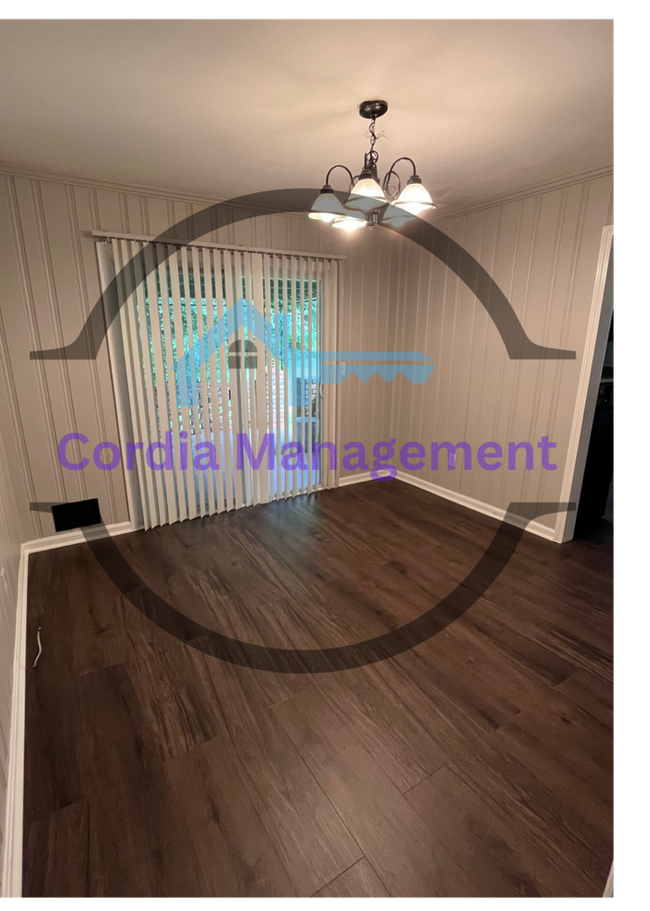 Photo - 3 Bedroom For Rent in Decatur With Gorgeous Back Patio + Pet Friendly near I285