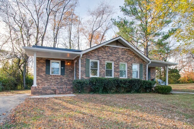 Photo - 2705 Wilson Dr NW Unit A