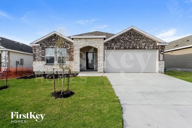 Photo - 2712 La Mundial St