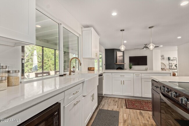 Photo - 6602 E Pershing Ave