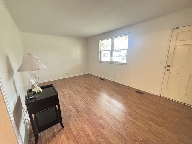 Photo - 3929 Creekway Ct