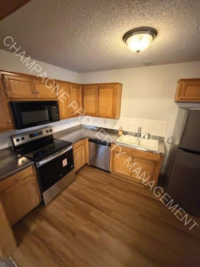 Photo - 6524/6528 NE 44th St Unit 6524