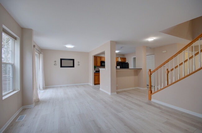 Photo - 2421 Stoughton Cir